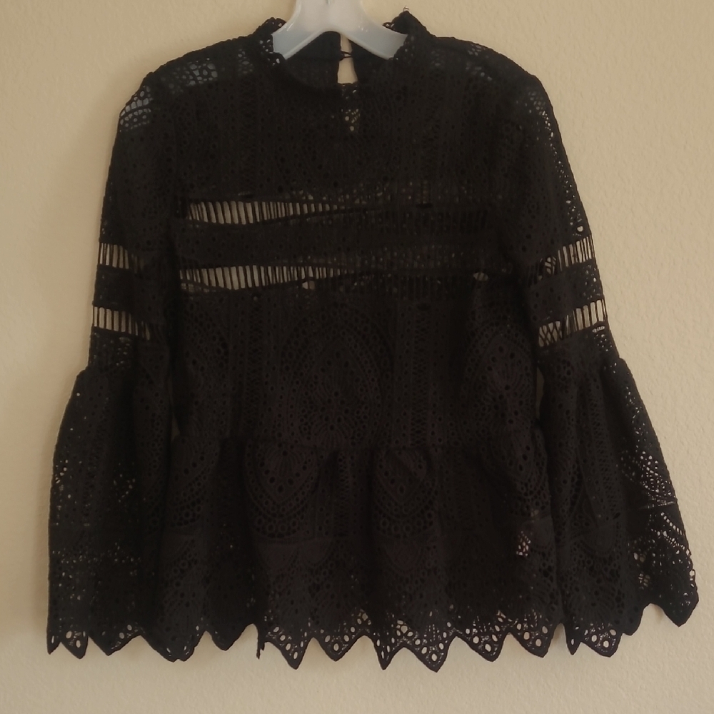 Boohoo Black Crotchet Lace Longsleeve Bell Sleeve Peplum Top Size 6 - Picture 4 of 11